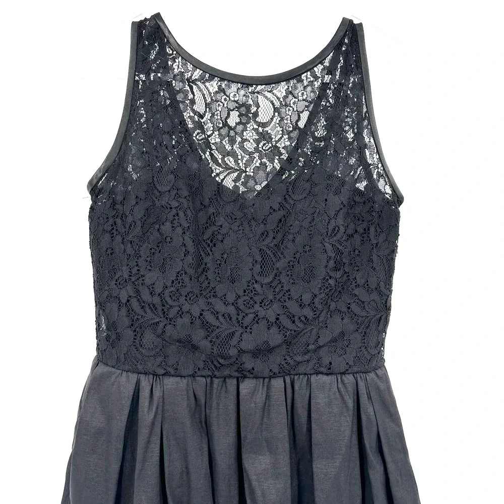 Aqua Dresses size 2 sleeveless black lace bodice mini dress lined‎